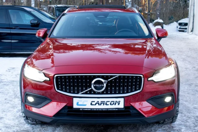 Image of Volvo V60 Cross Country AWD PLUS Bright Intelli Safe PRO Wntr 2 145kW