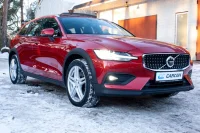 Volvo V60 Cross Country AWD PLUS Bright Intelli Safe PRO Wntr 2 145kW thumbnail
