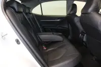 Toyota Camry Luxury Business Hybrid 2.5 131kW thumbnail