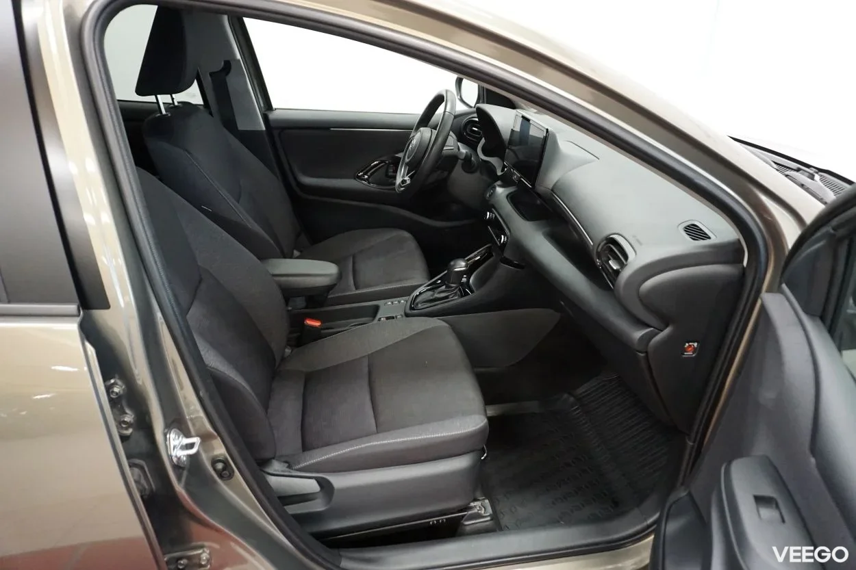 Toyota Yaris Active Plus 1.5 68kW