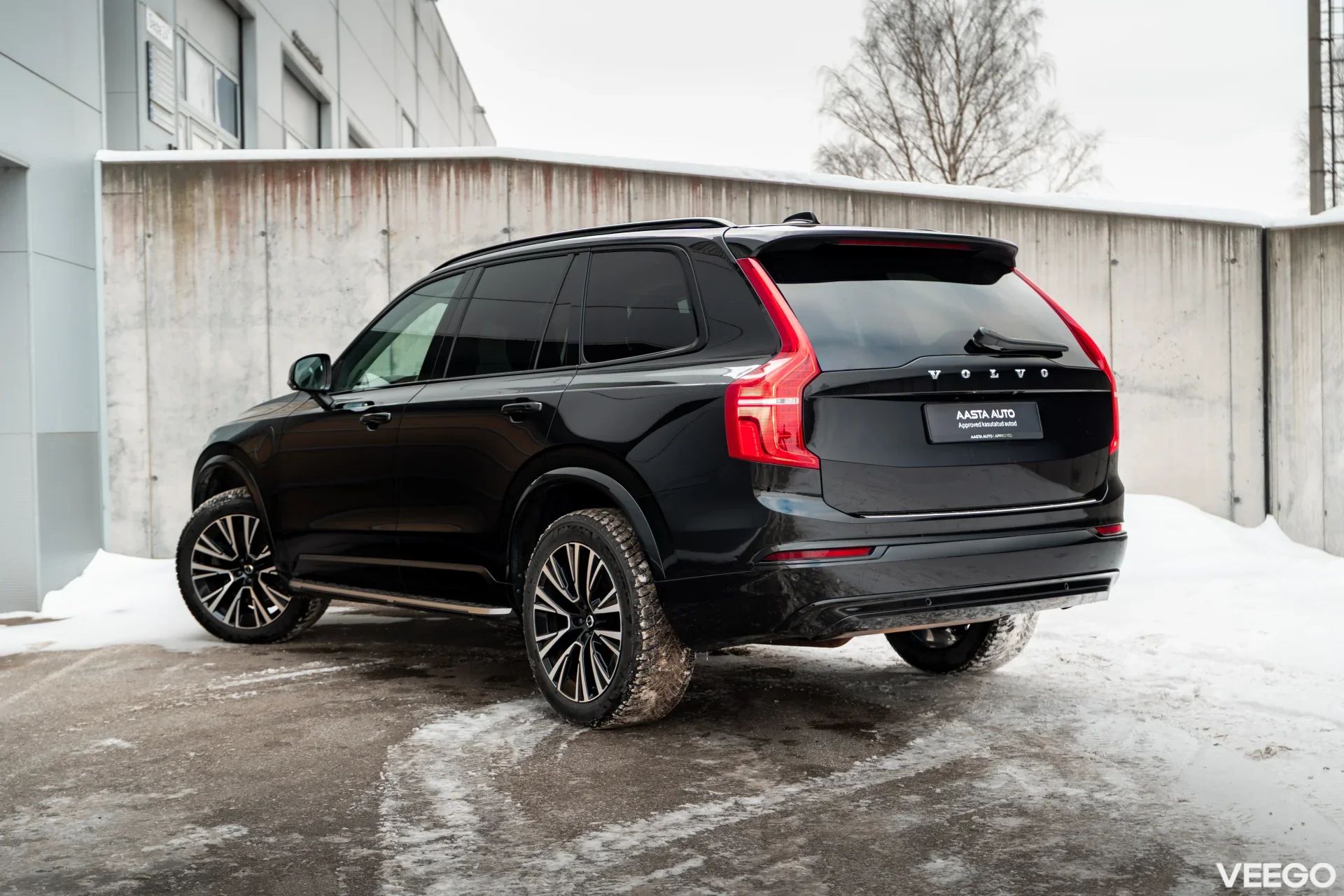 Volvo XC90 2.0 335kW