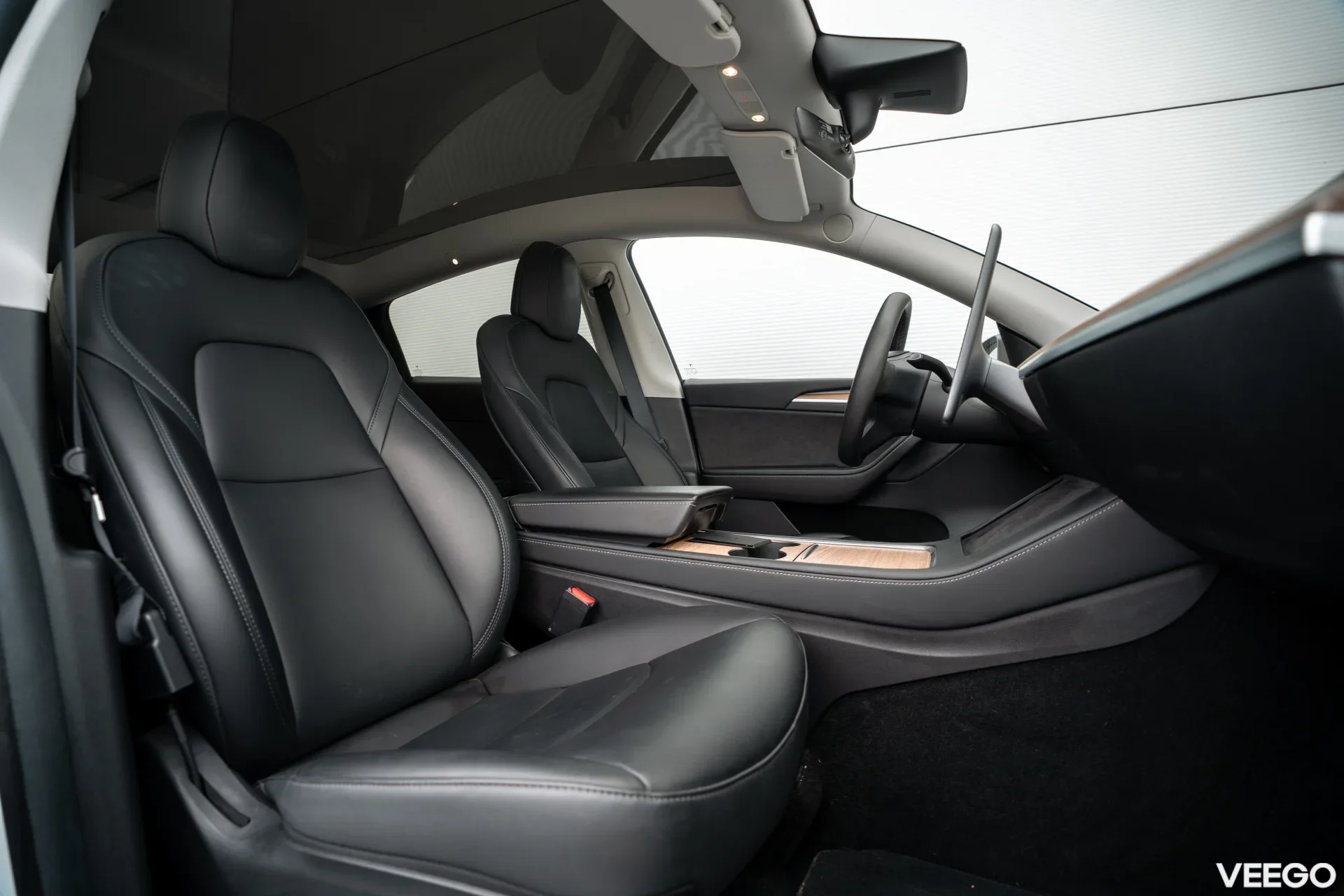 Tesla Model Y   Long Range Dual Motor AWD 378kW