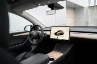 Tesla Model Y   Long Range Dual Motor AWD 378kW thumbnail