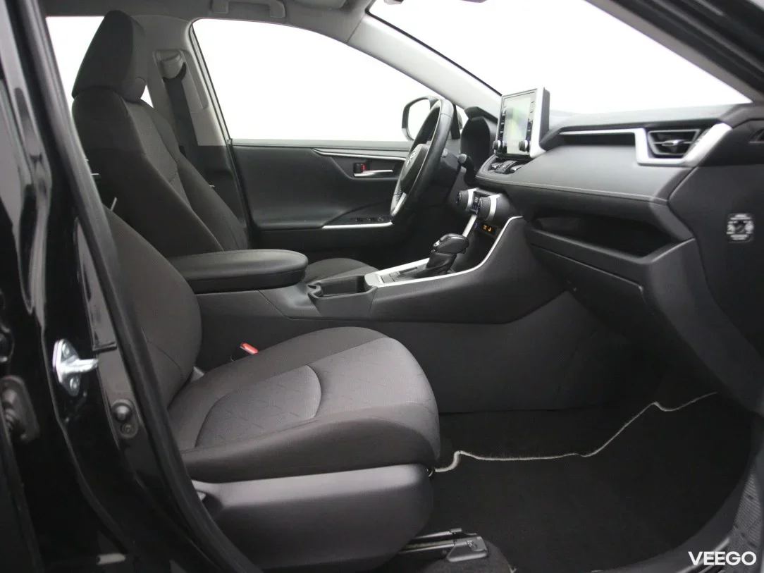 Toyota rav-4 2.5 160kW