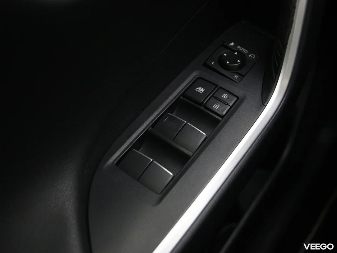 Toyota rav-4 2.5 160kW