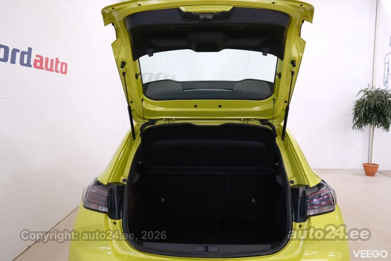 Peugeot 208 Hybrid 1.2 74kW