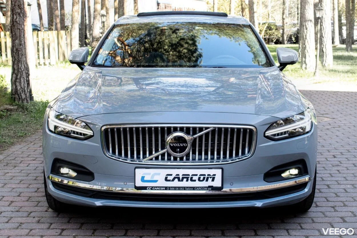 Volvo S90 AWD ULTIMATE BRIGHT XENIUM FULLOPT 2 183kW