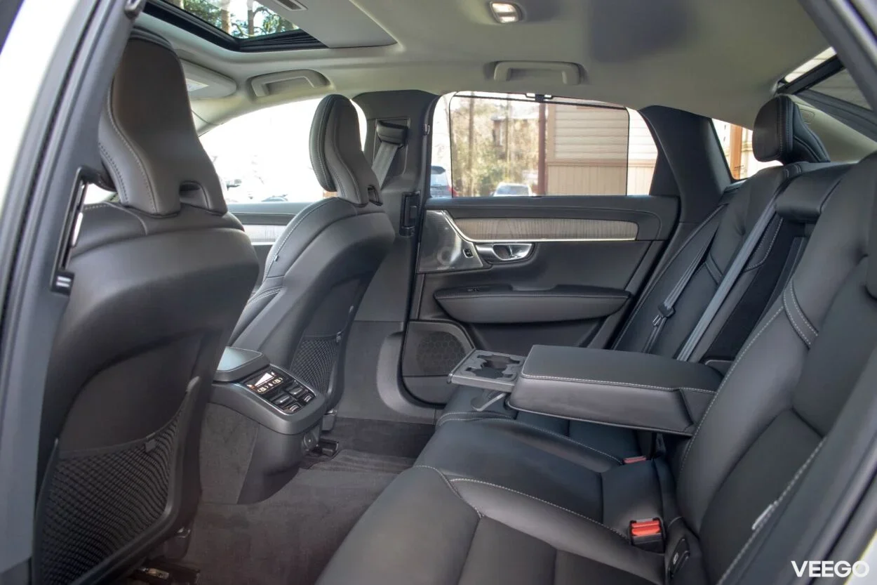 Volvo S90 AWD ULTIMATE BRIGHT XENIUM FULLOPT 2 183kW