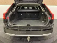 Volvo V90 Cross Country AWD Momentum 2 145kW thumbnail