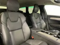 Volvo V90 Cross Country AWD Momentum 2 145kW thumbnail