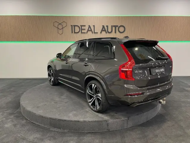 Image of Volvo XC90 AWD Ultimate Dark Edition 2 173kW
