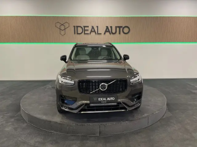 Image of Volvo XC90 AWD Ultimate Dark Edition 2 173kW
