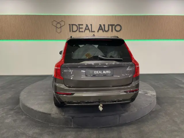 Image of Volvo XC90 AWD Ultimate Dark Edition 2 173kW