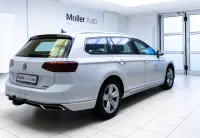 Volkswagen Passat 140kW thumbnail