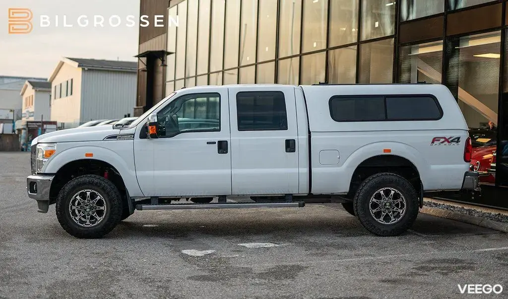 Ford F-250 6.2L 400HK SRW 4X4 Super Duty XLT Premium 283kW