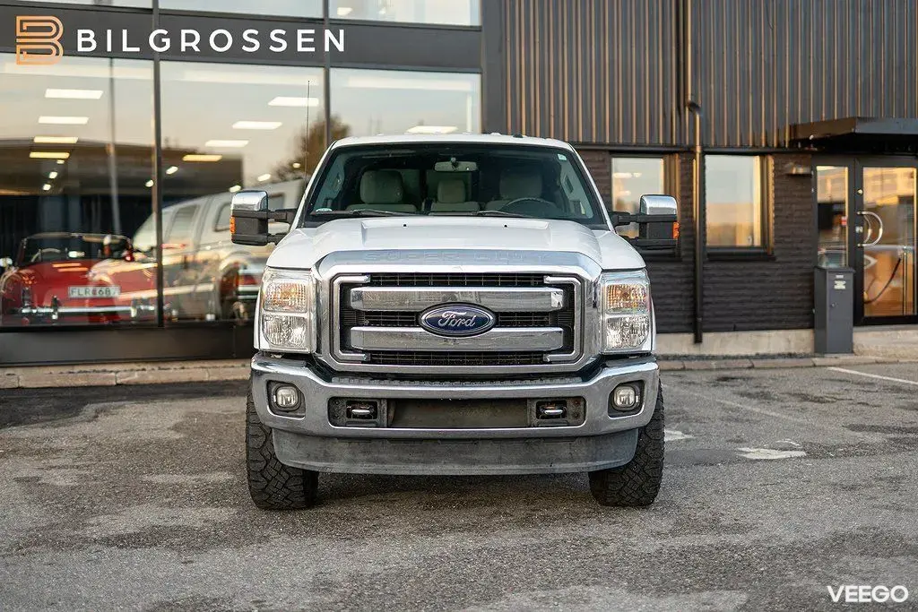 Ford F-250 6.2L 400HK SRW 4X4 Super Duty XLT Premium 283kW
