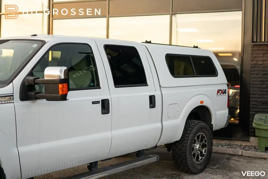 Ford F-250 6.2L 400HK SRW 4X4 Super Duty XLT Premium 283kW