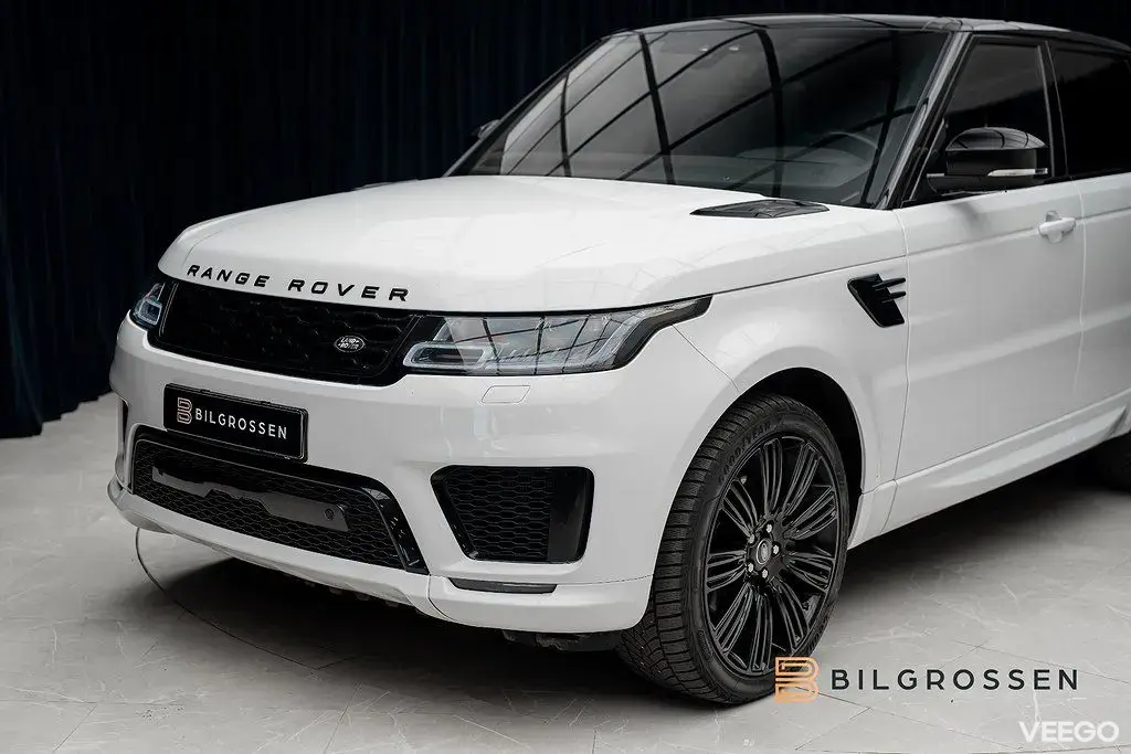 Land Rover Range Rover Sport D300 MHEV HSE Dynamic 3.79% Pano MOMS 221kW
