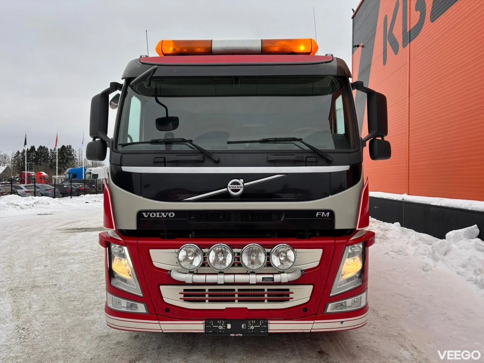 Volvo FM500 HIAB 144E-5 / BOX L=5992 mm 375kW