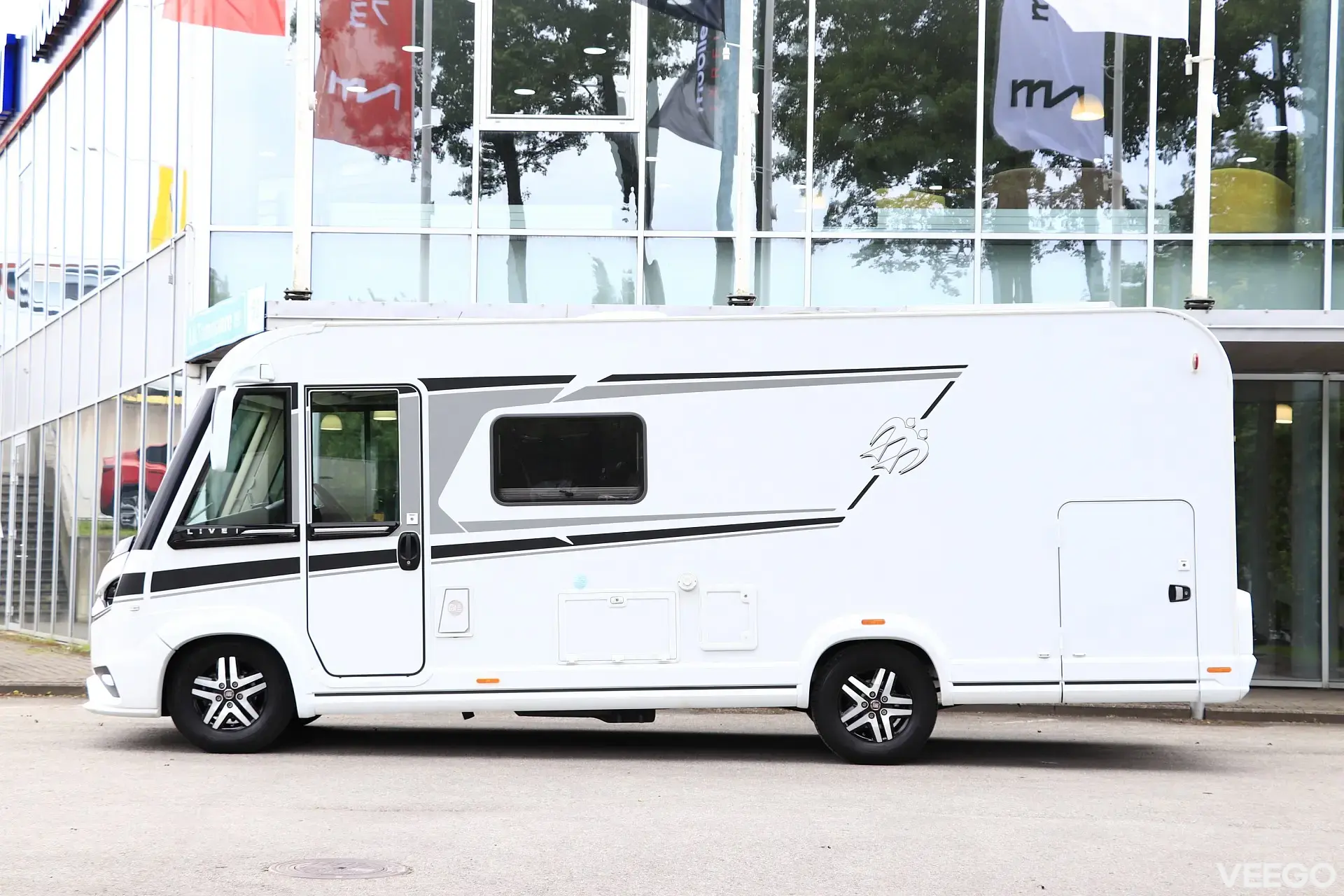 KNAUS LIVE I 650 MEG 2.3 118kW