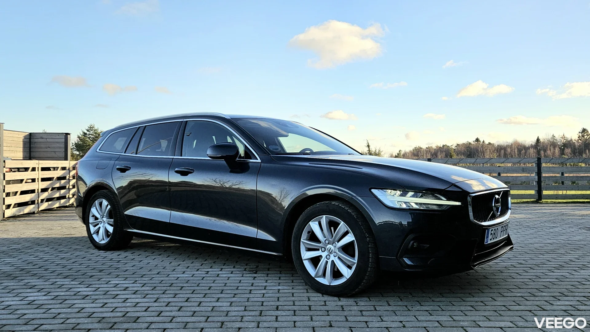Volvo V60 2.0 110kW