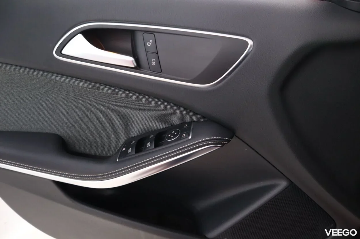 Mercedes-Benz A180 d AMG 1.5 80kW