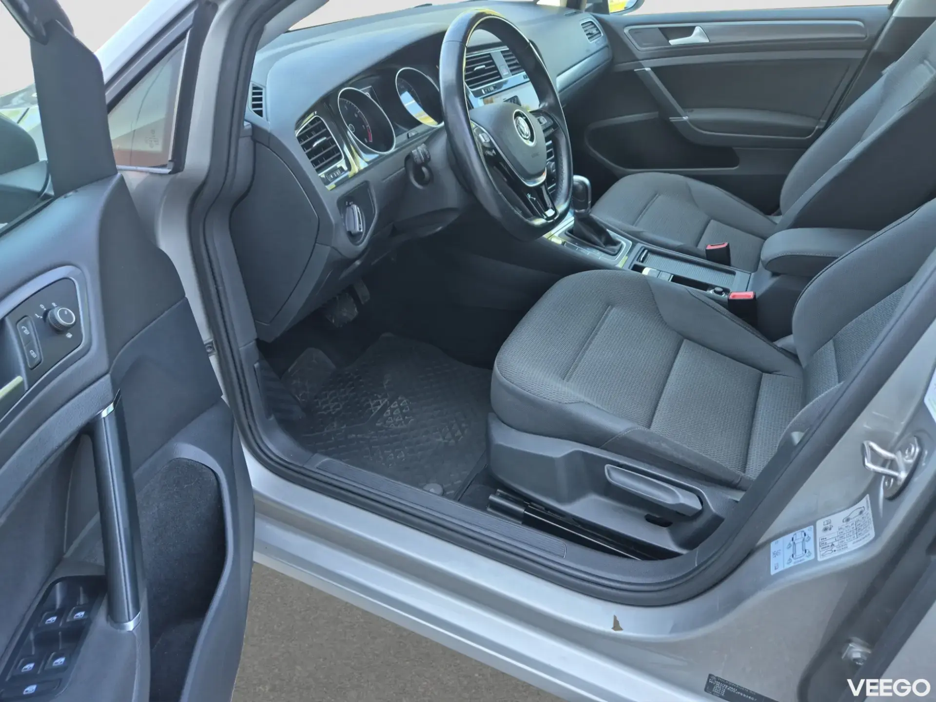 Volkswagen Golf 92kW