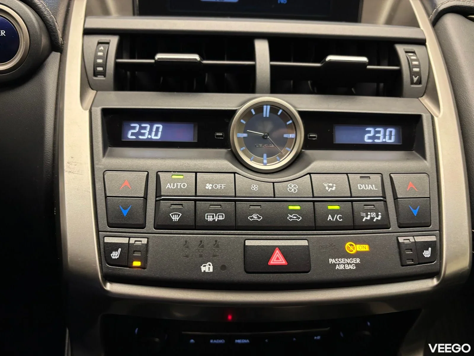 Lexus NX 300h - 145kW