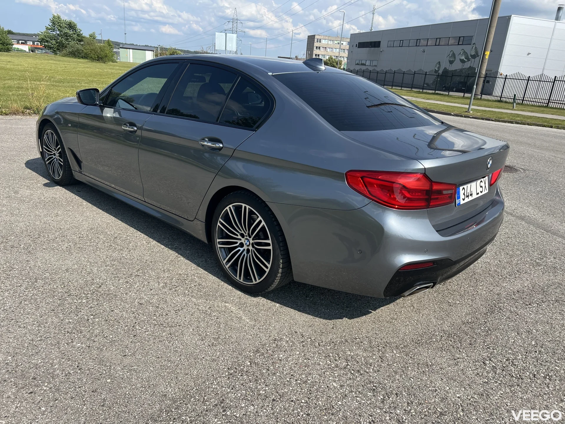 BMW 520 520 2.0 140kW
