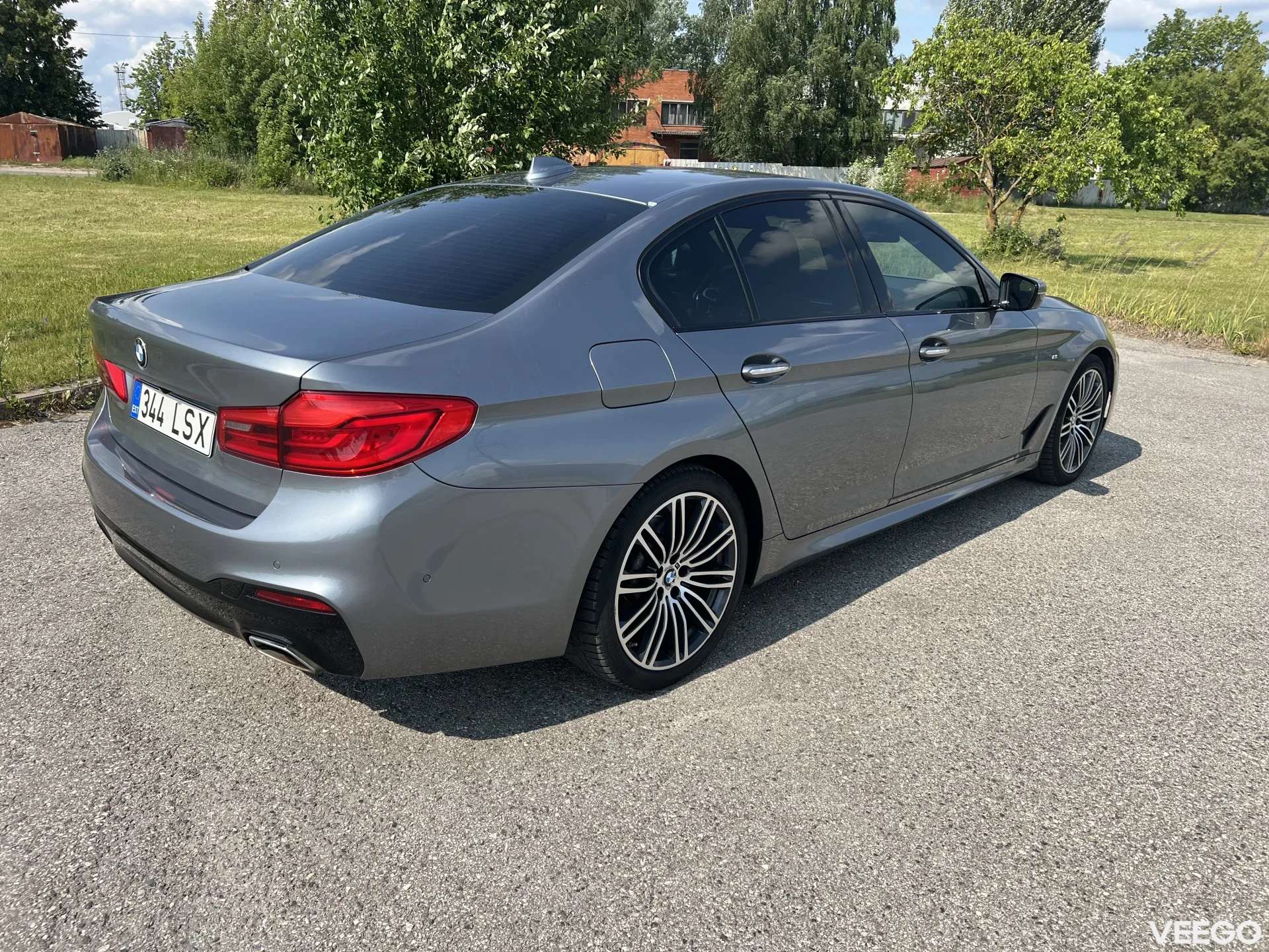 BMW 520 520 2.0 140kW