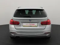 BMW 320 2 120kW thumbnail