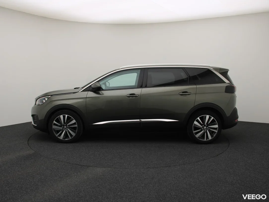 Peugeot 5008 1.2 96kW