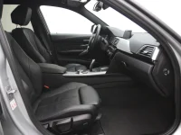 BMW 320 2 120kW thumbnail