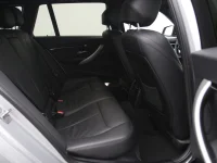 BMW 320 2 120kW thumbnail