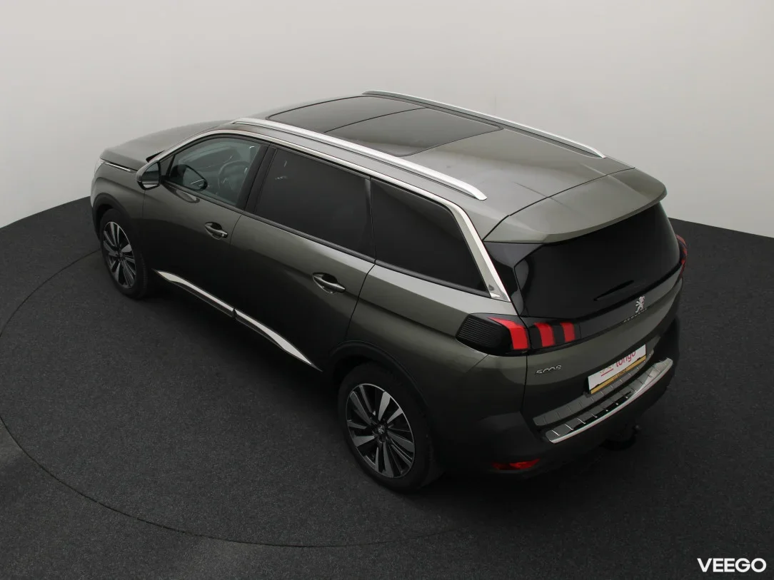 Peugeot 5008 1.2 96kW