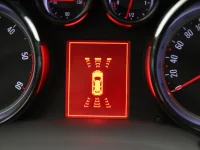 Opel Astra 2 121kW thumbnail