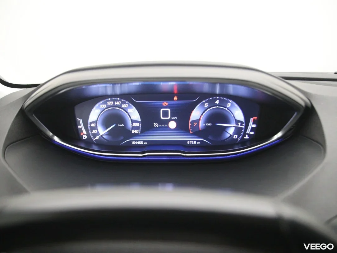 Peugeot 5008 1.2 96kW