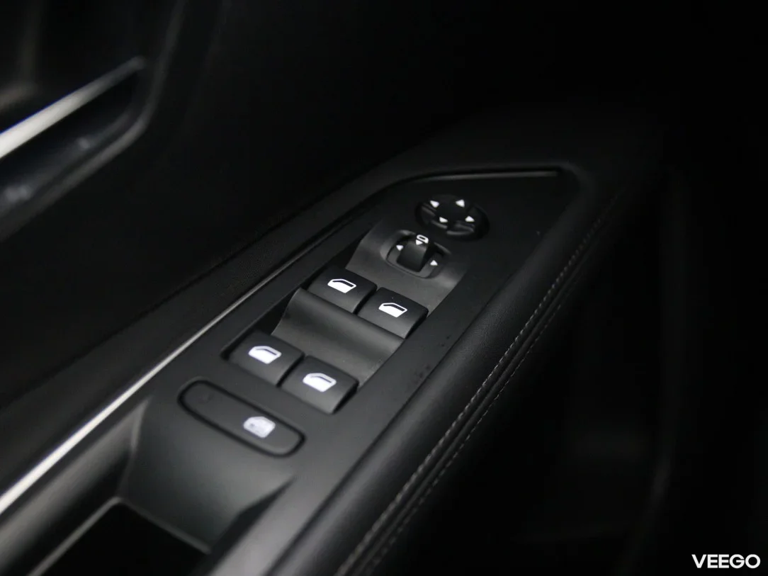 Peugeot 5008 1.2 96kW