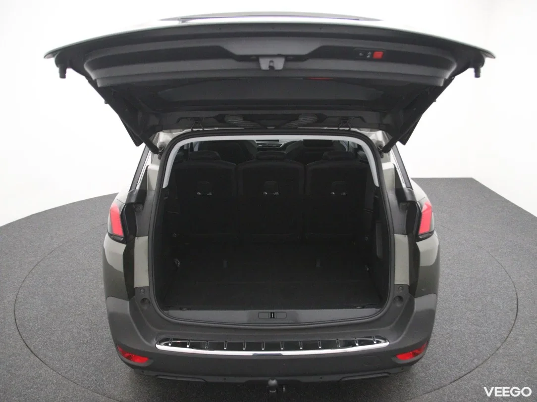 Peugeot 5008 1.2 96kW