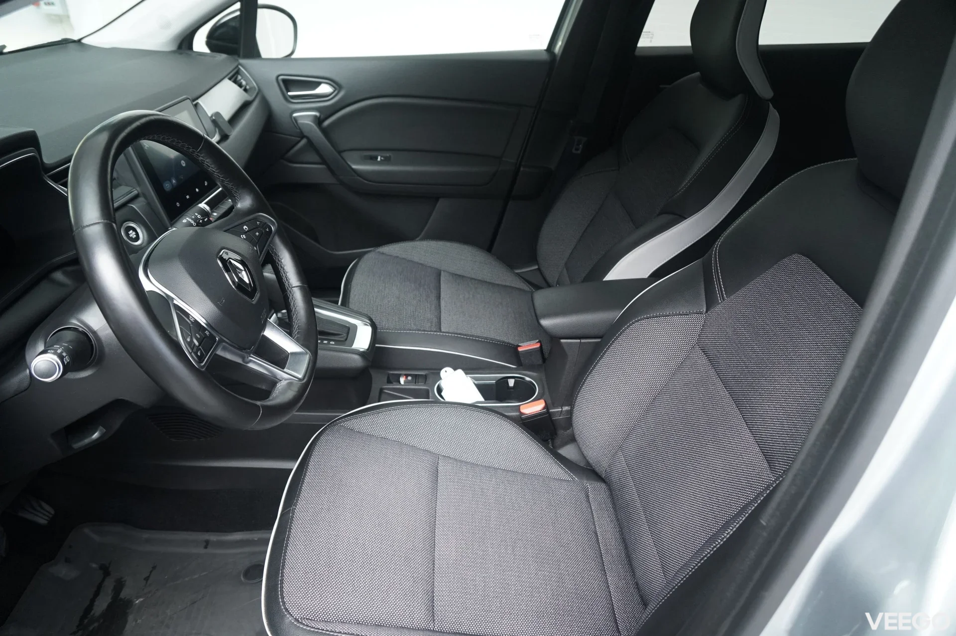 Renault Captur Intens Mild Hybrid TCe 1.3 103kW