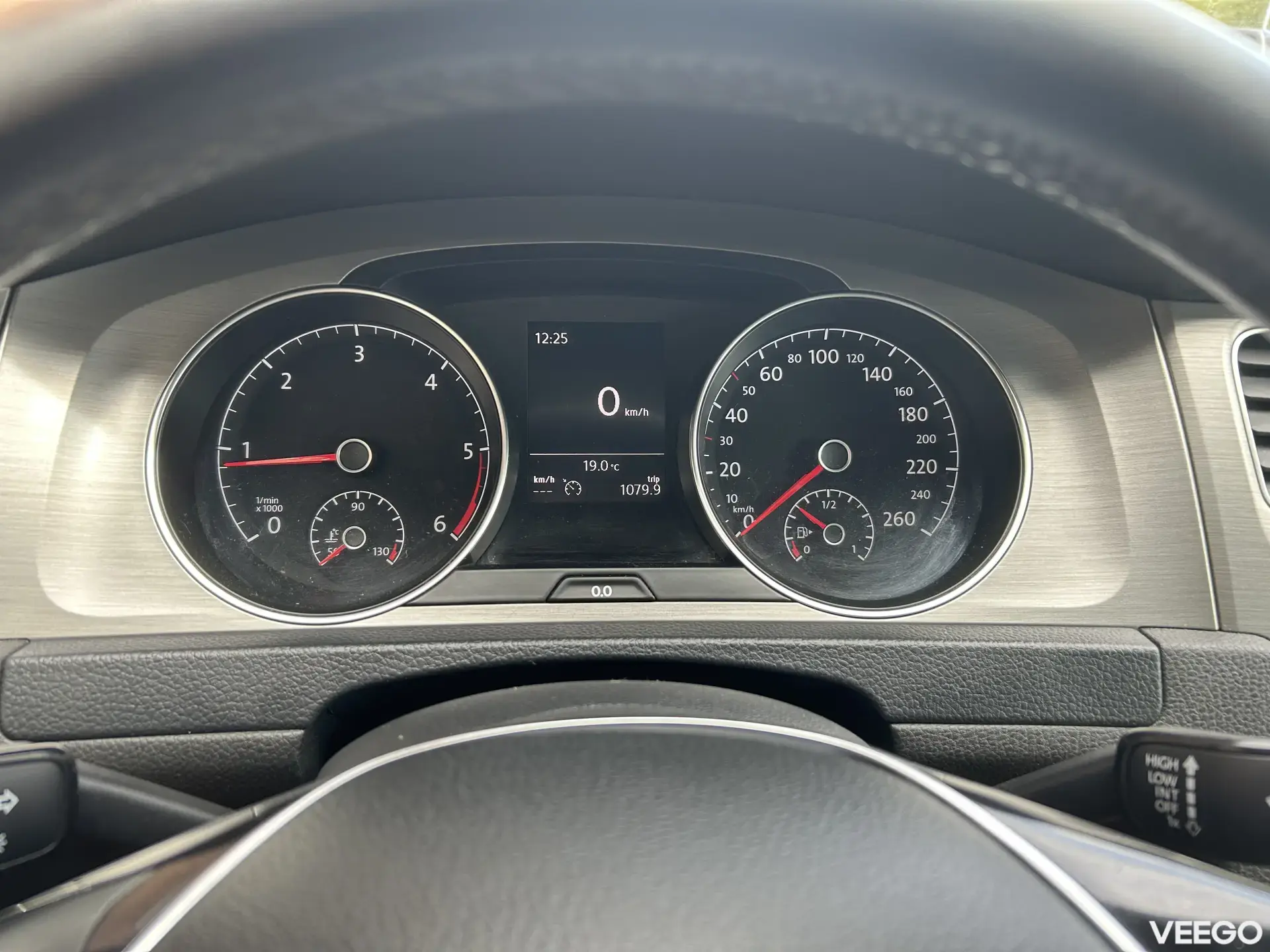 Volkswagen Golf 1.6 77kW