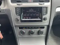 Volkswagen Golf 1.6 77kW thumbnail