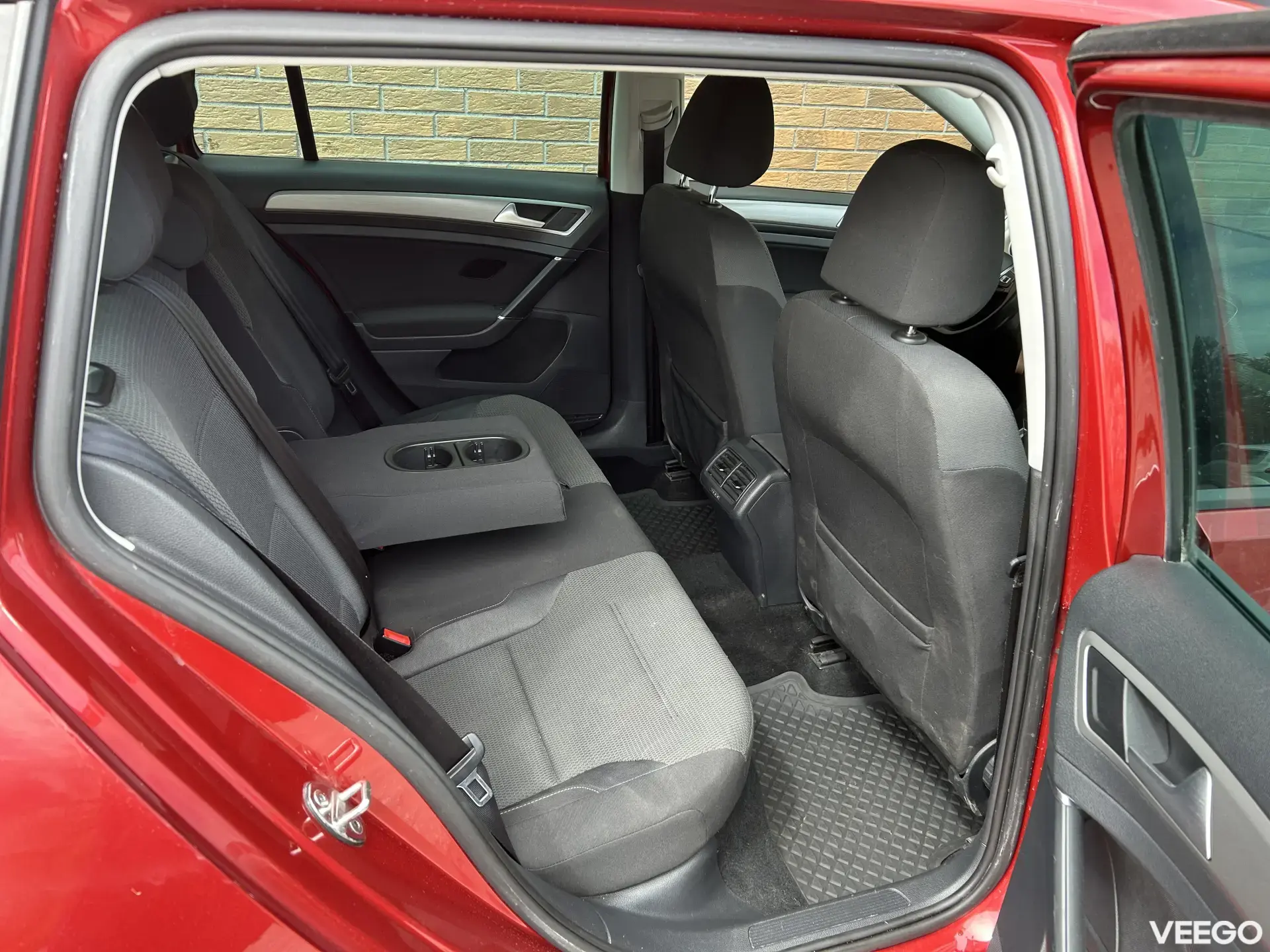 Volkswagen Golf 1.6 77kW