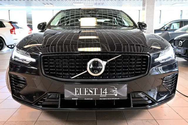 Image of Volvo S60 AWD H&K ULTIMATE DARK XENIUM INTELLI FULL 2 335kW