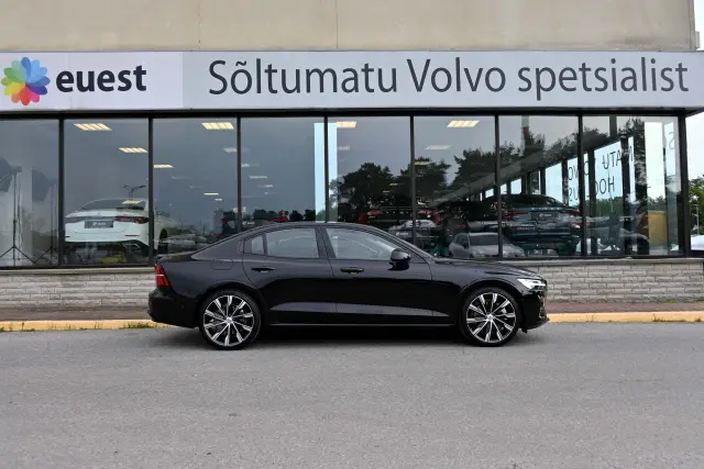 Image of Volvo S60 AWD H&K ULTIMATE DARK XENIUM INTELLI FULL 2 335kW