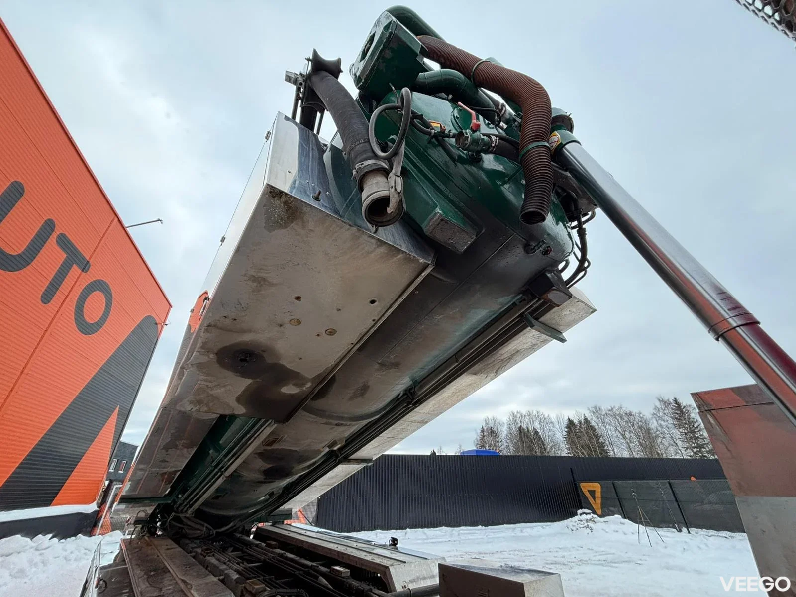 Scania P420  Korp & son tank 14500 l + 1500 l / vacuum CVS 1300 / pressure Pratissoli KF30 200 bar / 106 l/min 309kW