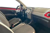 Toyota Aygo X-Play 1 53kW thumbnail