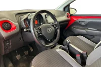 Toyota Aygo X-Play 1 53kW thumbnail