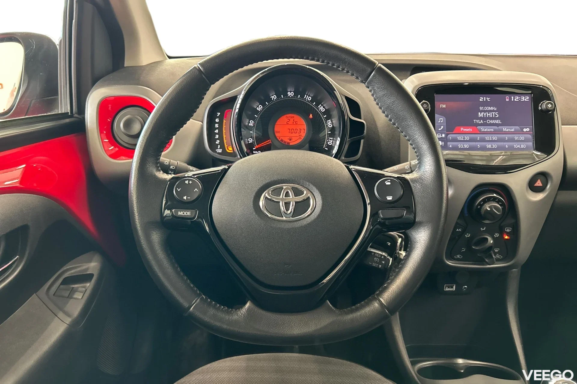 Toyota Aygo X-Play 1 53kW