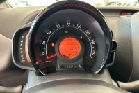 Toyota Aygo X-Play 1 53kW thumbnail